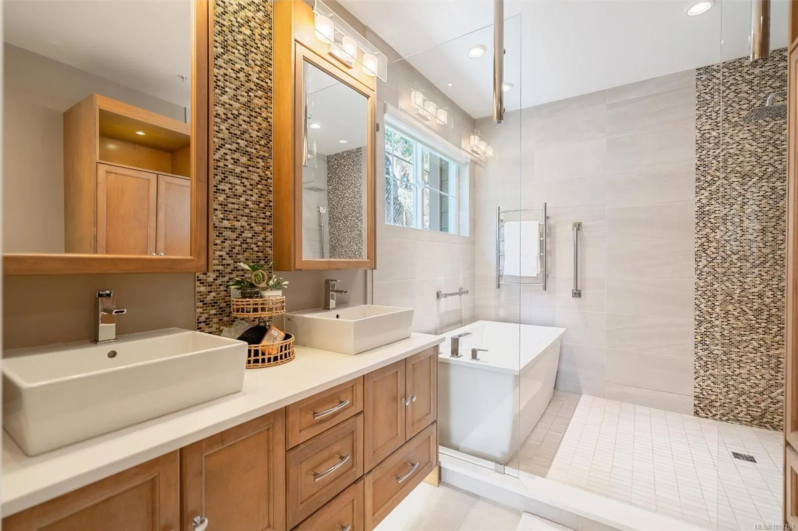 945 Bear Mountain Pkwy