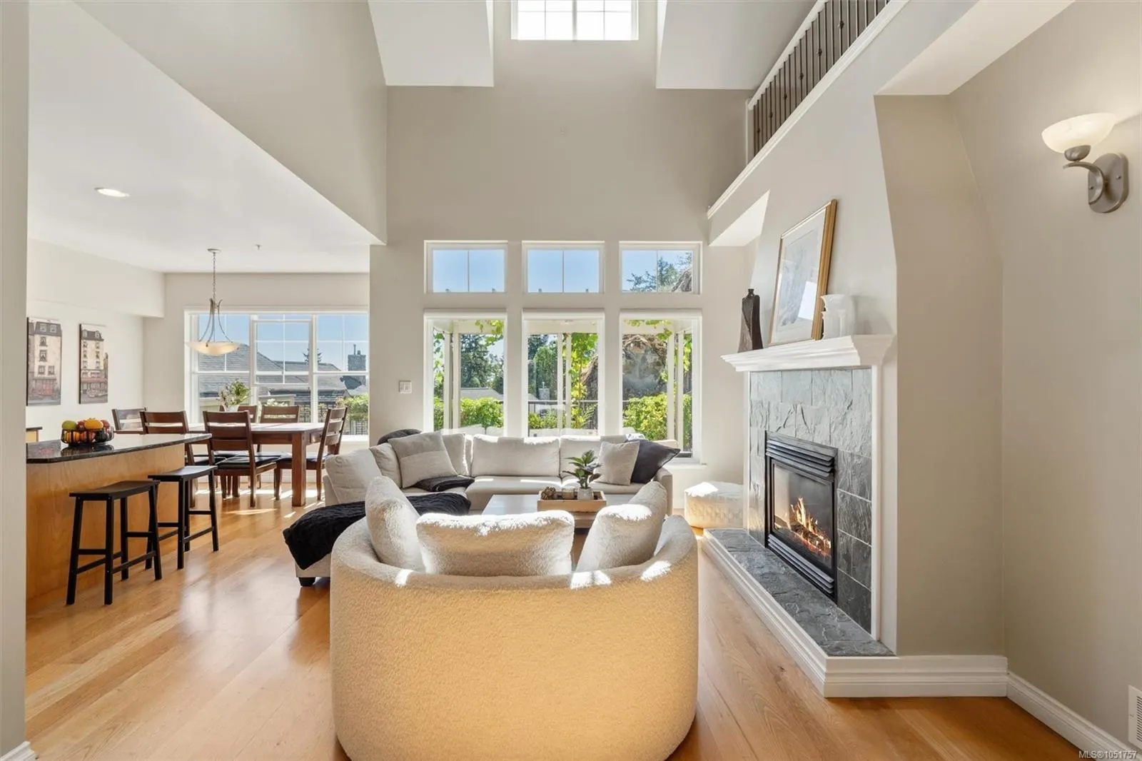 945 Bear Mountain Pkwy