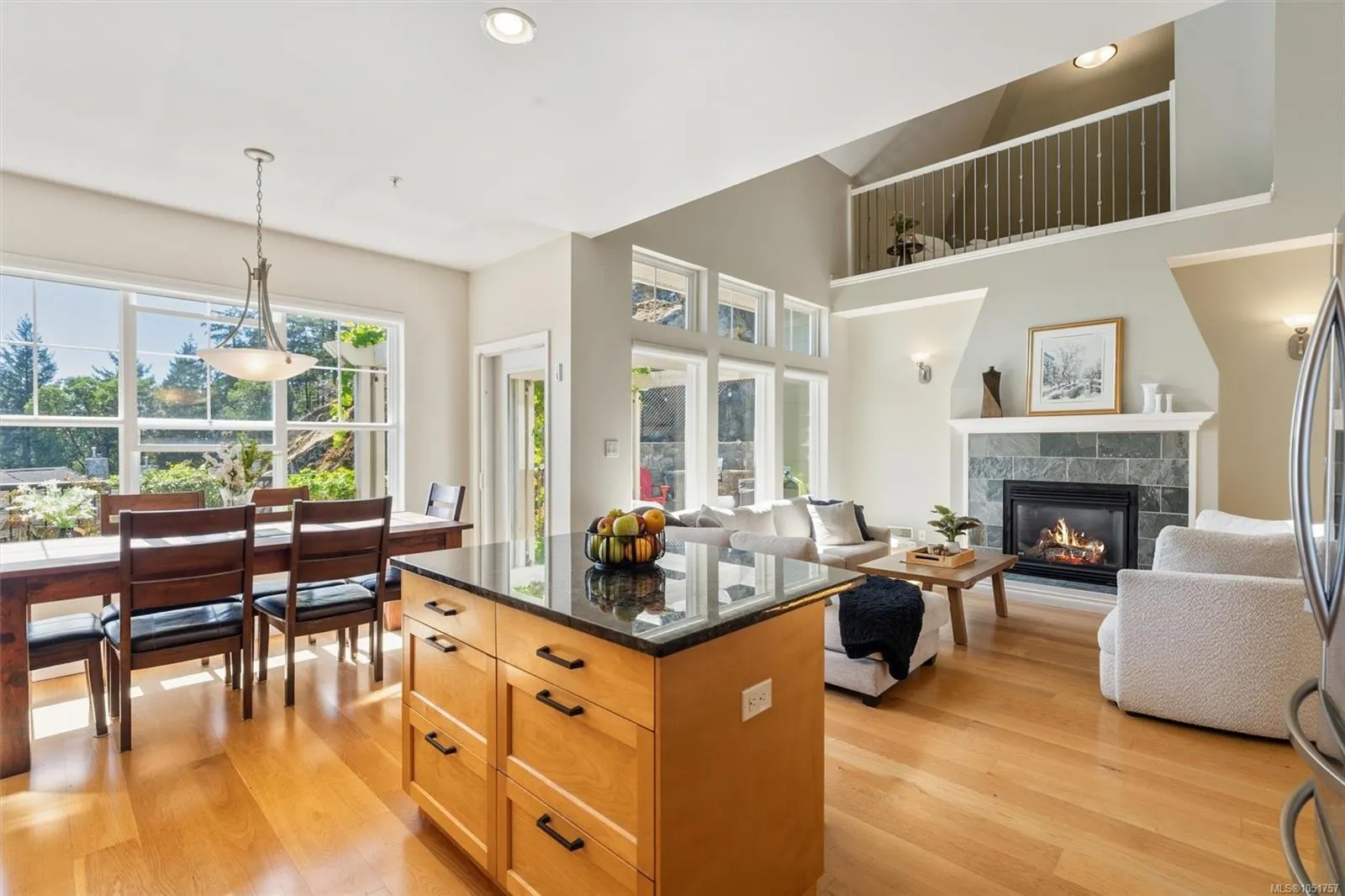 945 Bear Mountain Pkwy