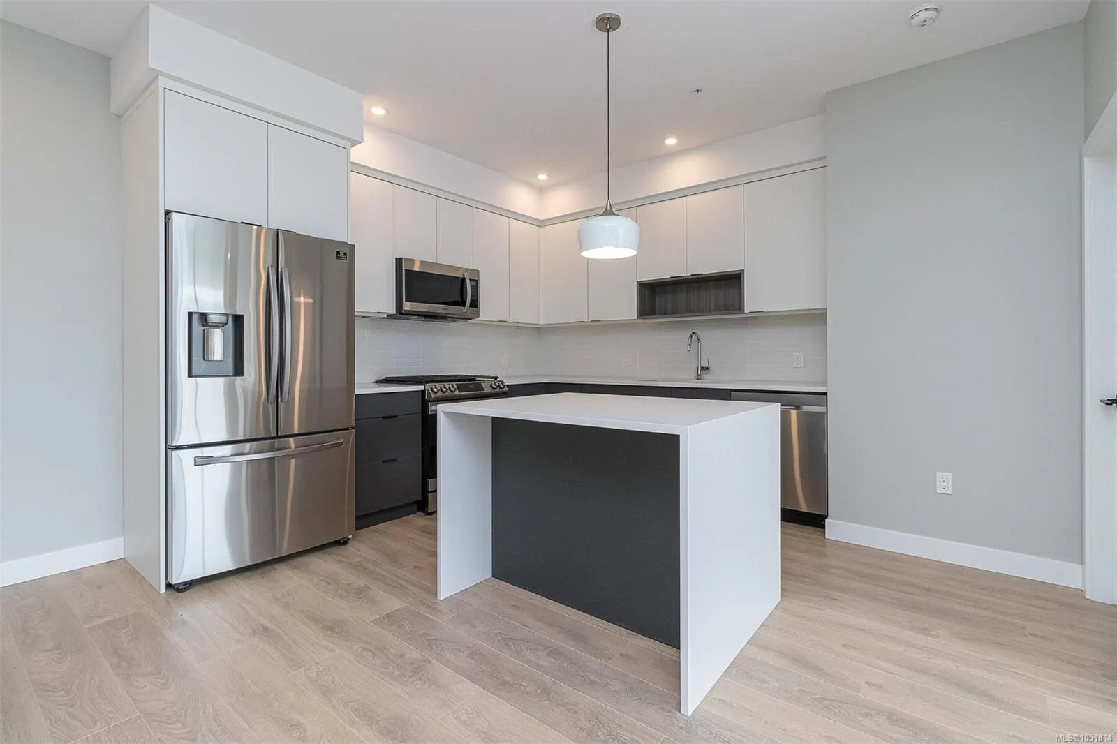967 Whirlaway Cres