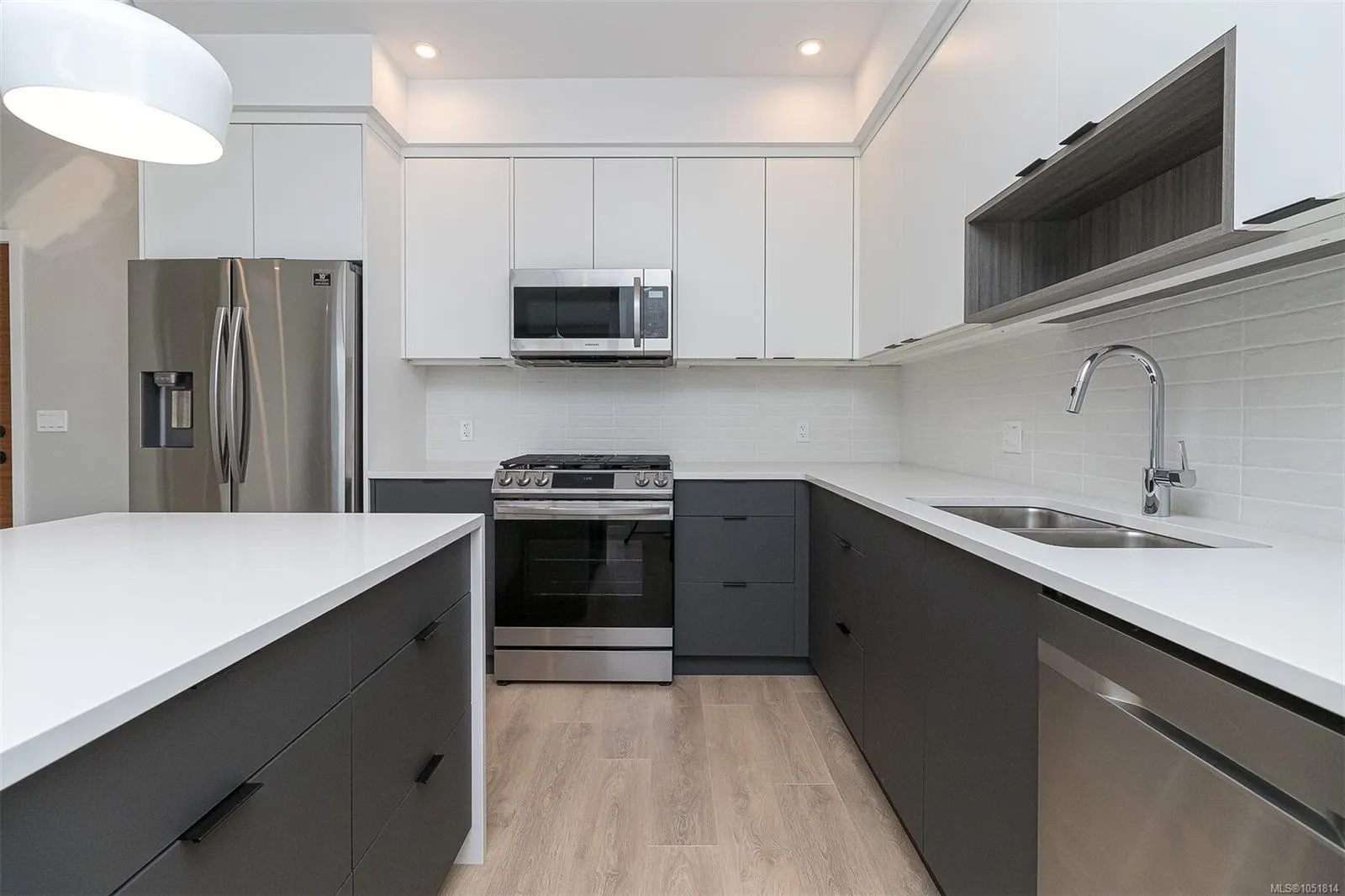 967 Whirlaway Cres