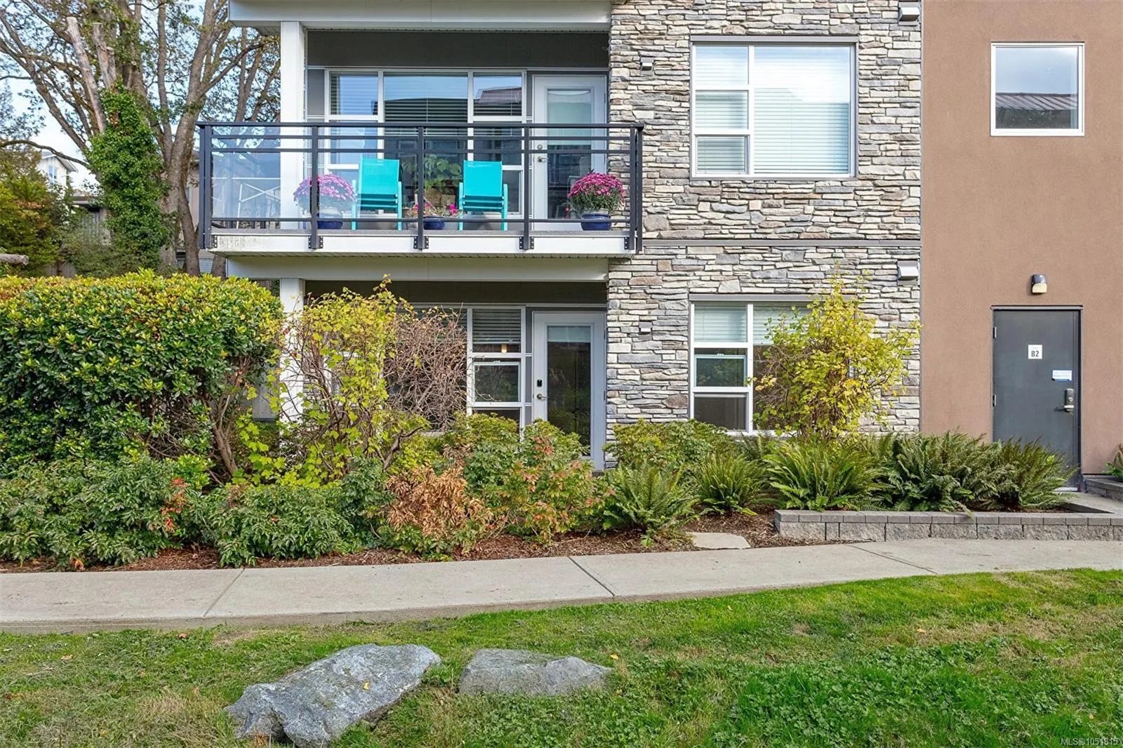1016 Inverness Rd