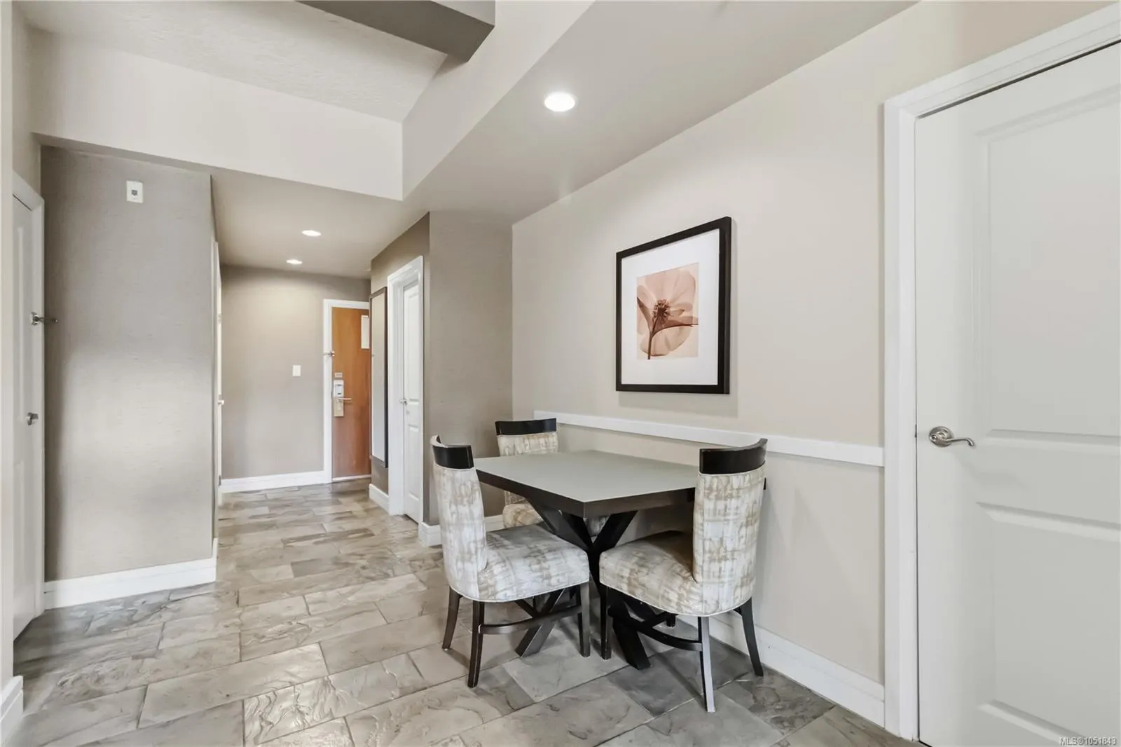 1376 Lynburne Pl