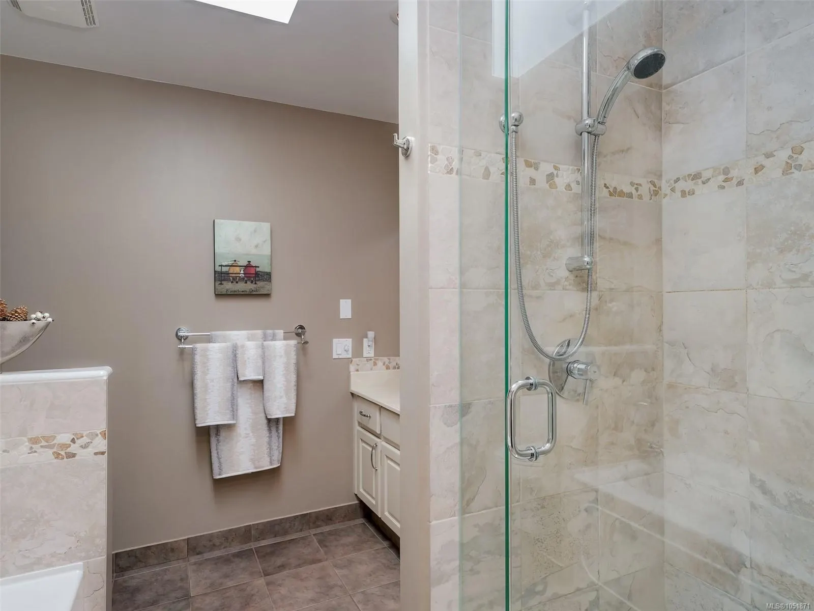2829 Arbutus Rd