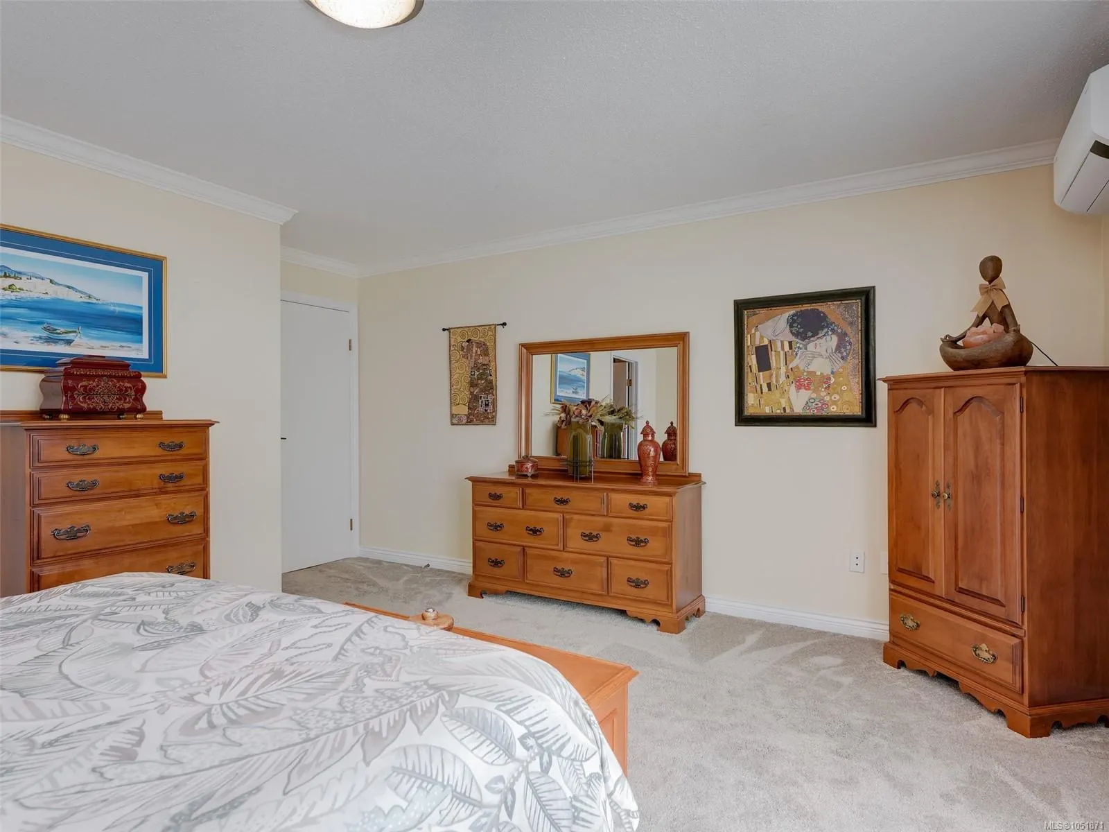 2829 Arbutus Rd