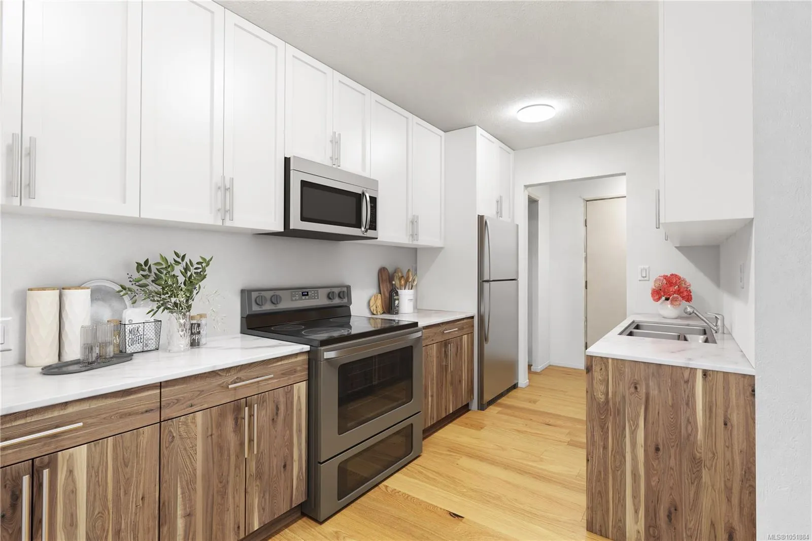 3800 Quadra St