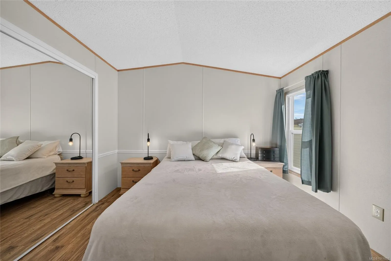 7401 Central Saanich Rd