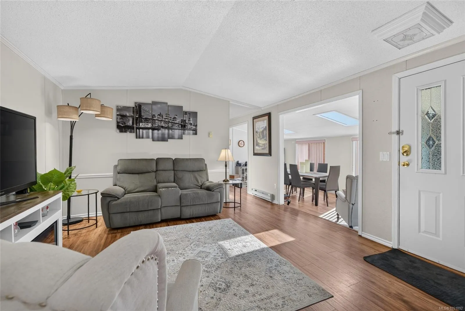 7401 Central Saanich Rd