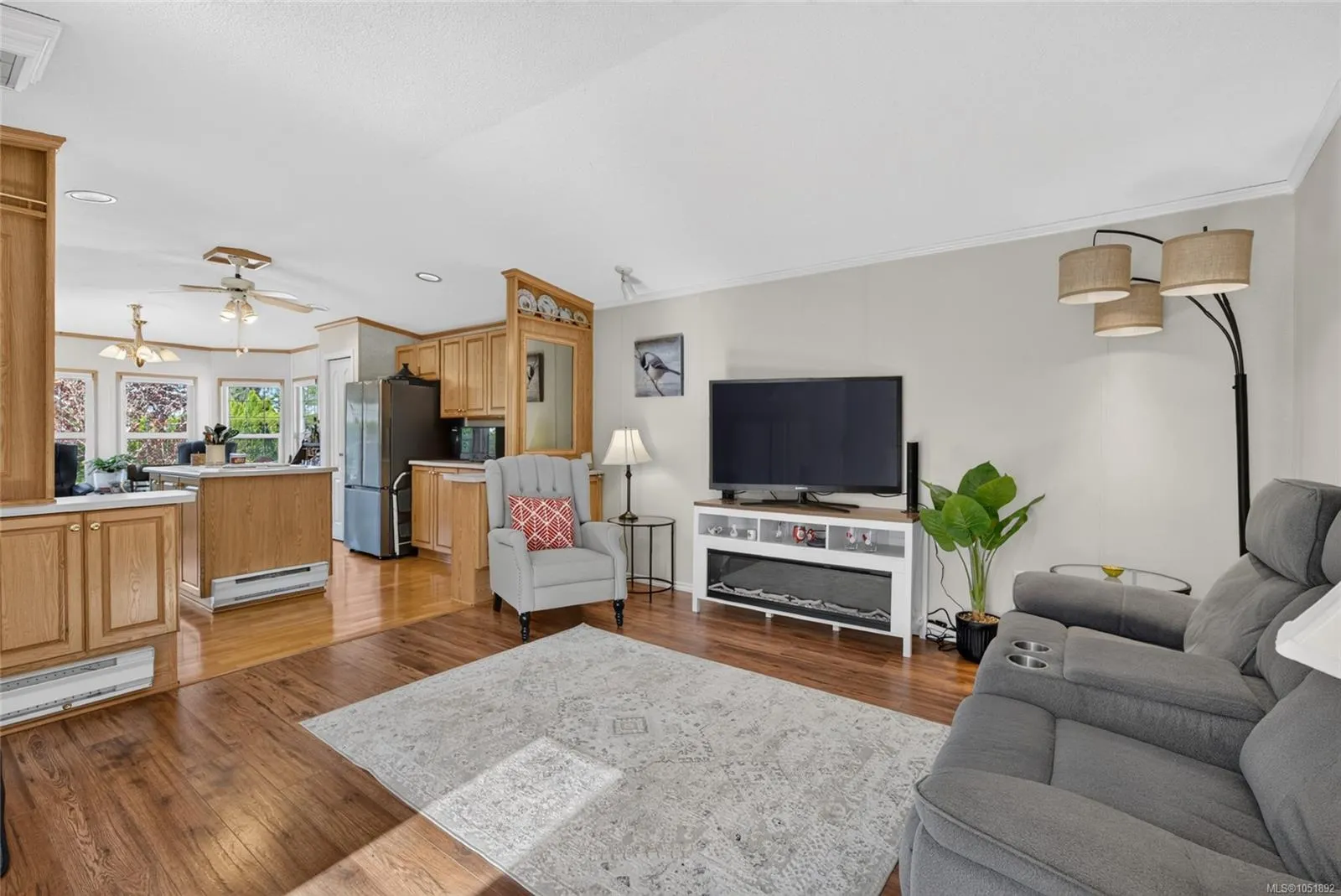 7401 Central Saanich Rd