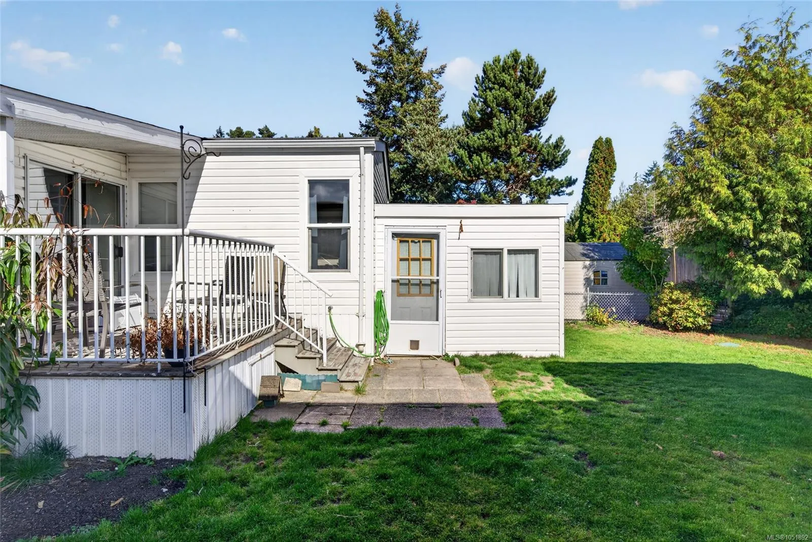7401 Central Saanich Rd