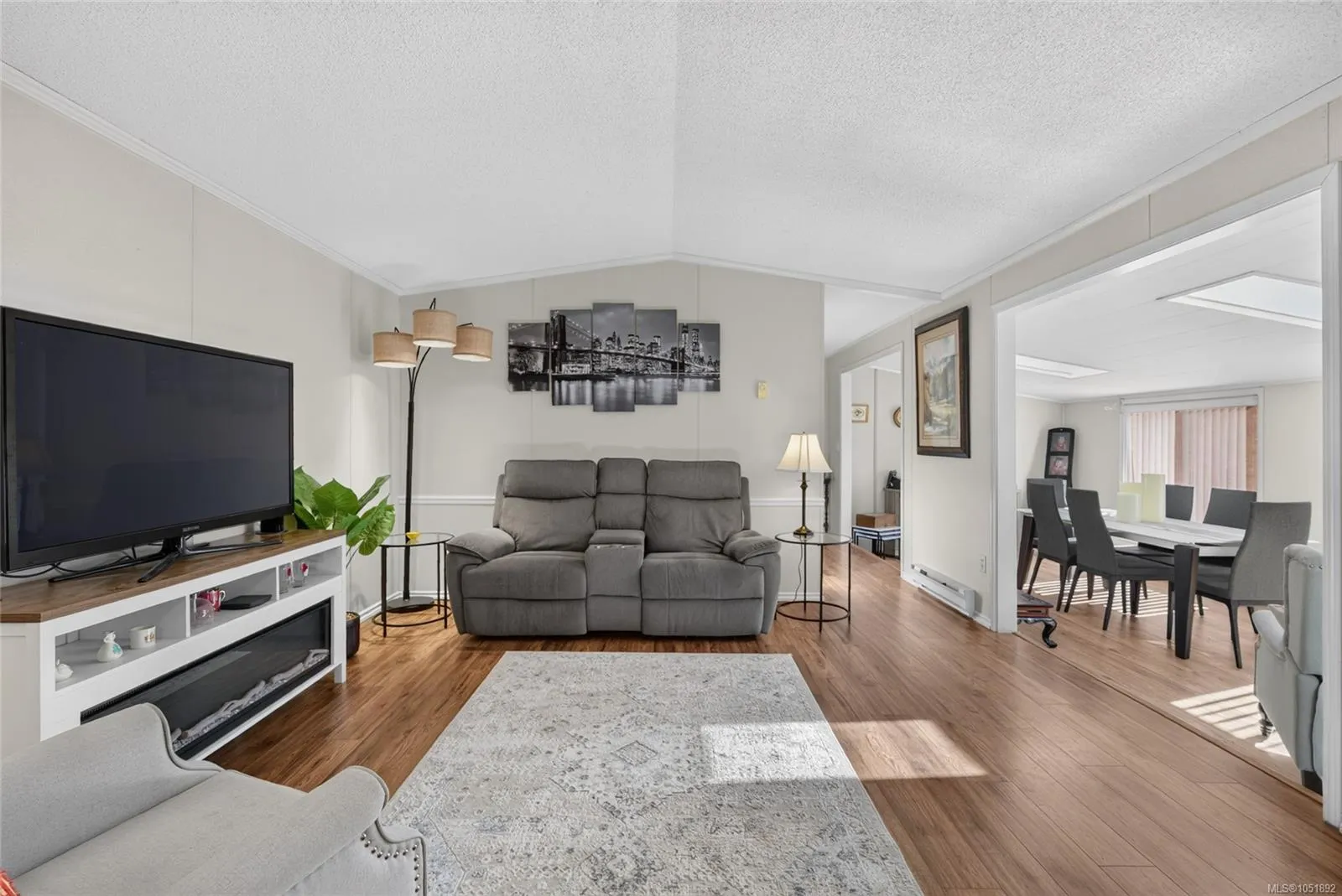 7401 Central Saanich Rd