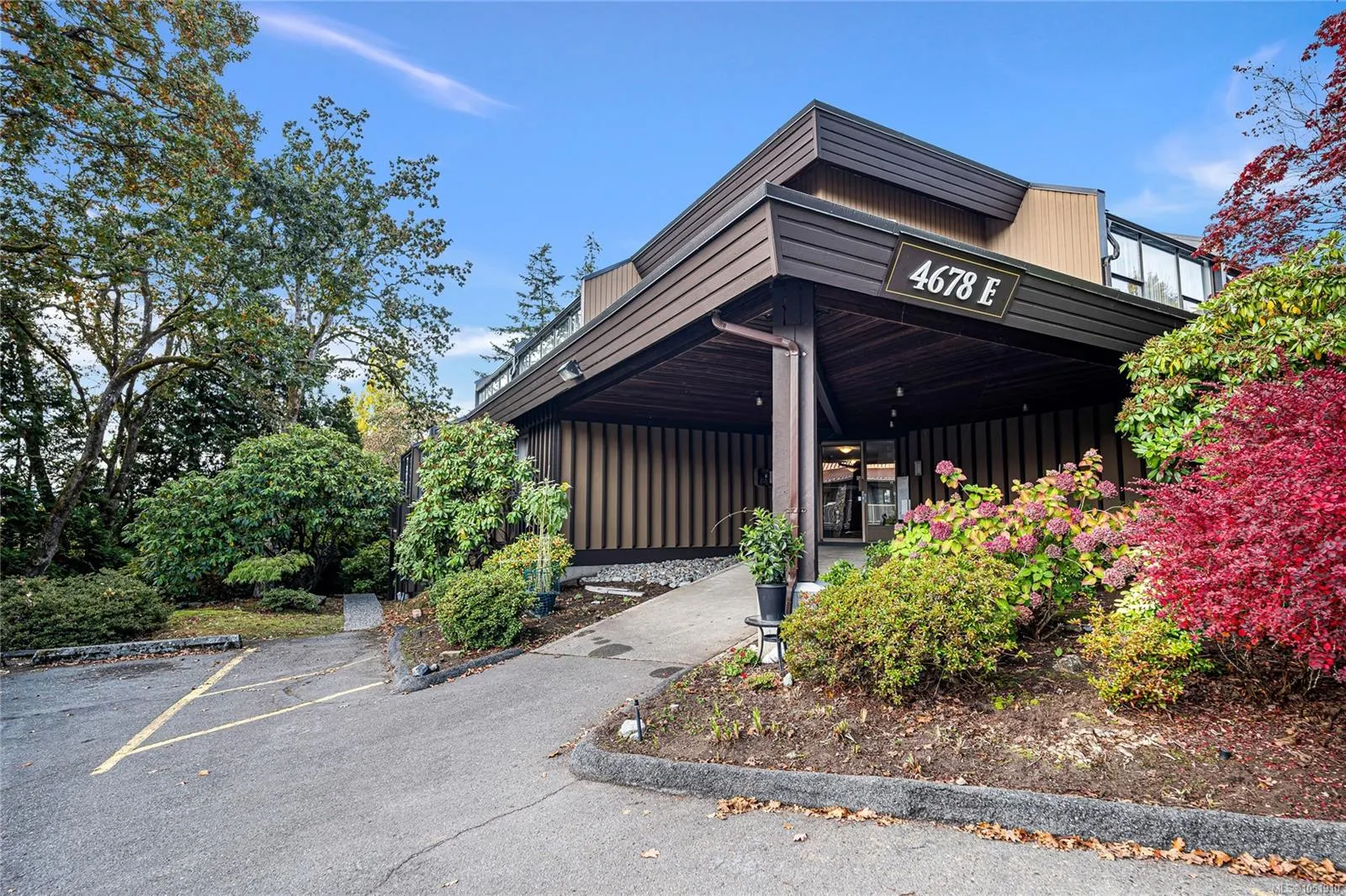 4678 Elk Lake Dr