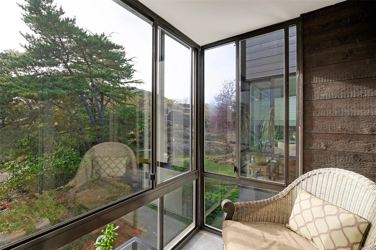 1433 Faircliff Lane