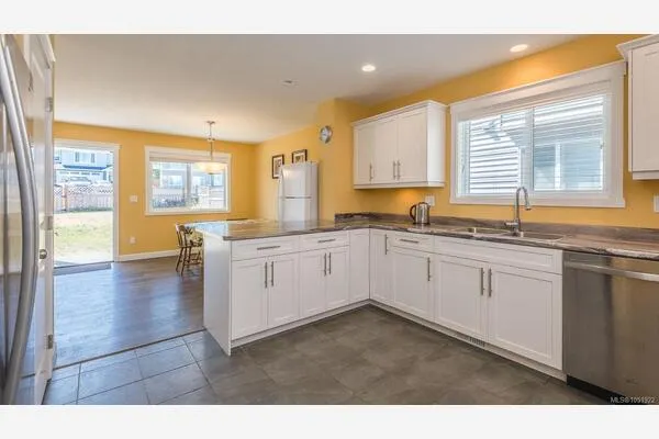 646 Alyssa Pl