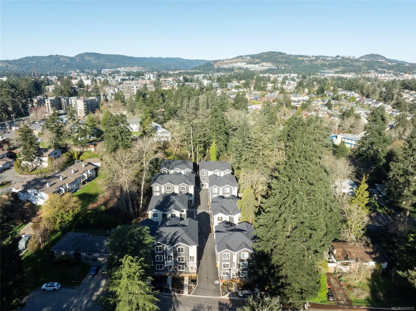 2770 Vantilburg Cres