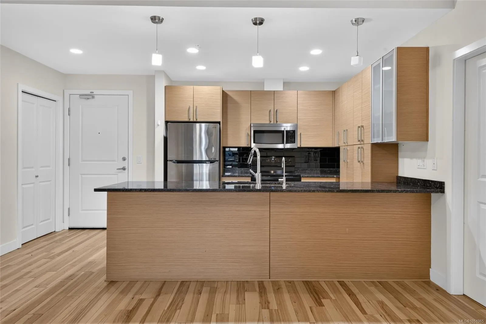4394 West Saanich Rd