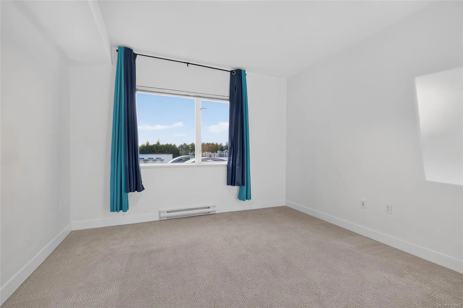 4394 West Saanich Rd