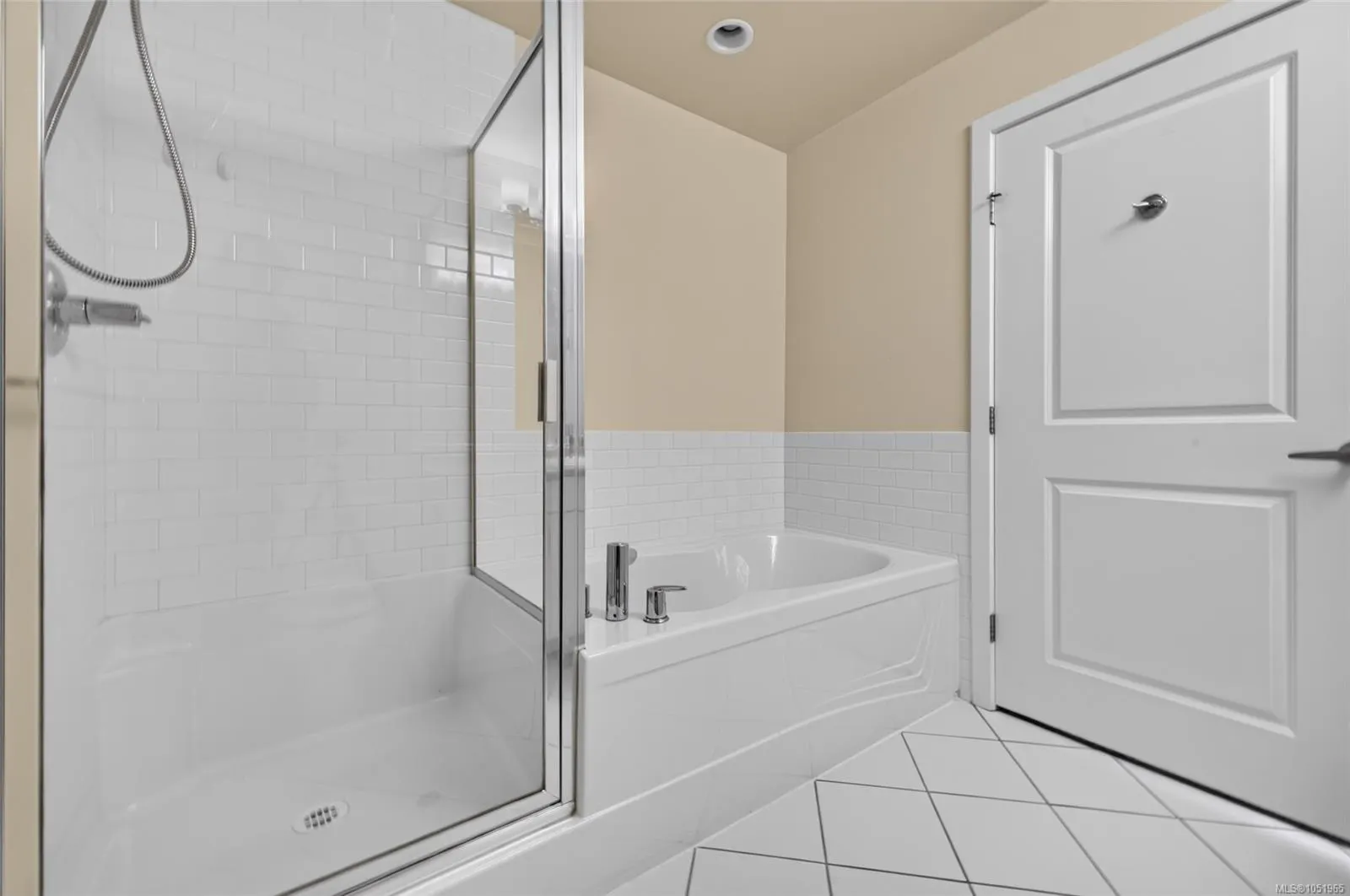 4394 West Saanich Rd