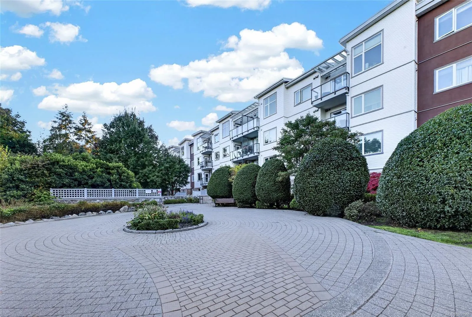 4394 West Saanich Rd