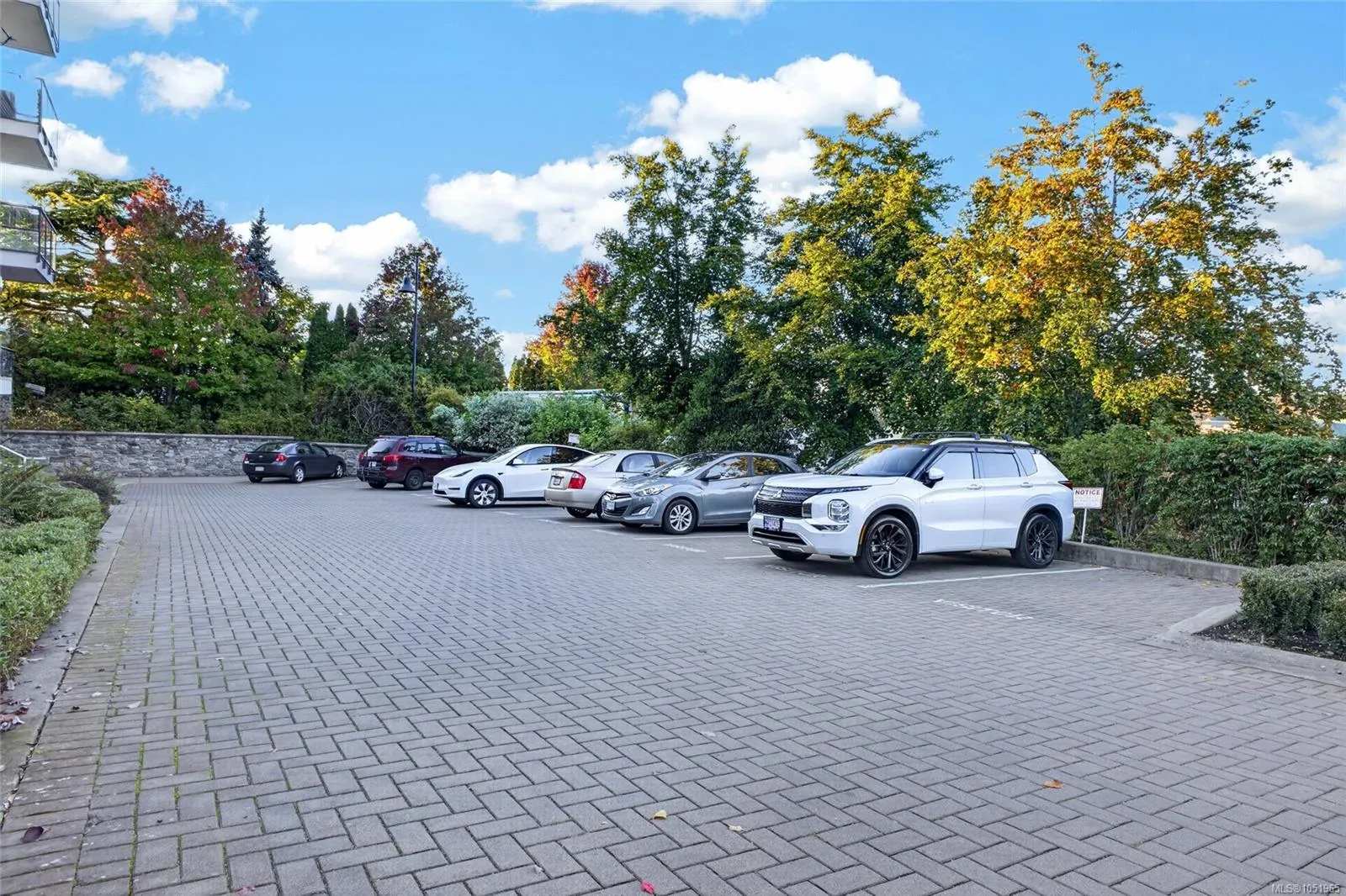 4394 West Saanich Rd