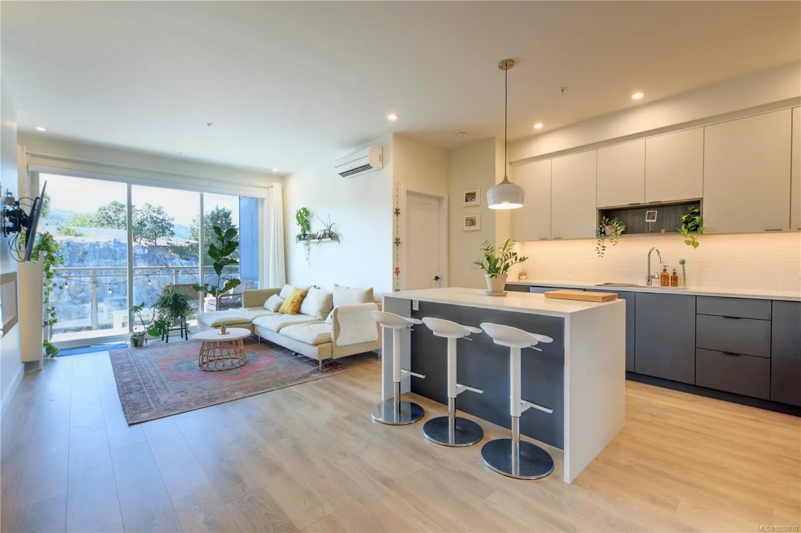 967 Whirlaway Cres