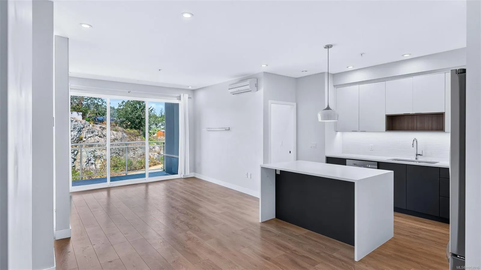967 Whirlaway Cres