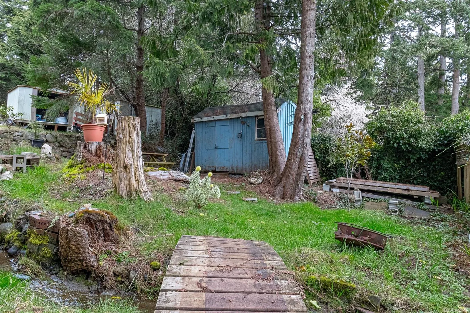 8177 West Coast Rd