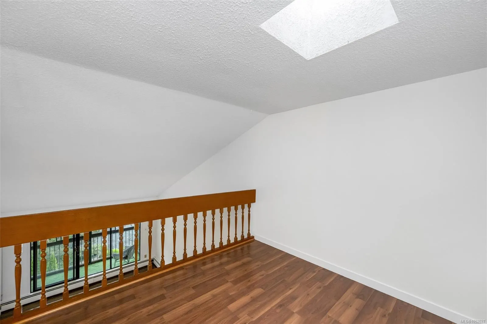 1009 McKenzie Ave