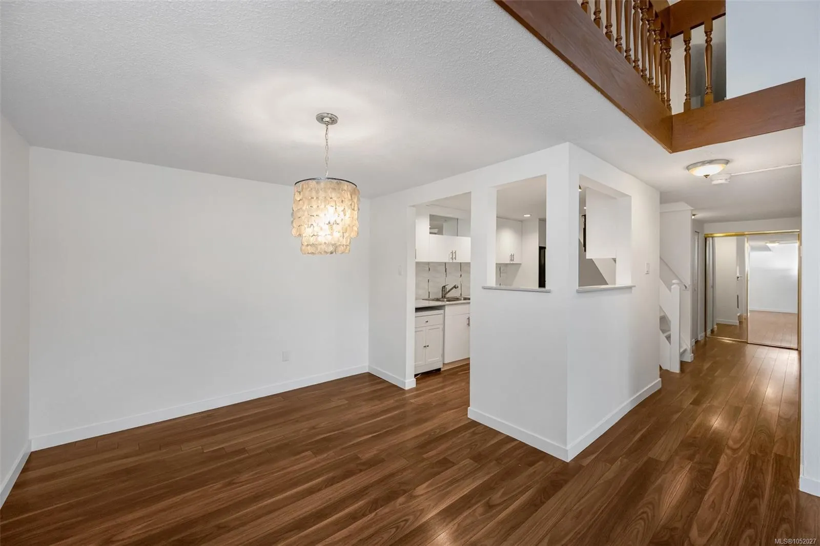 1009 McKenzie Ave