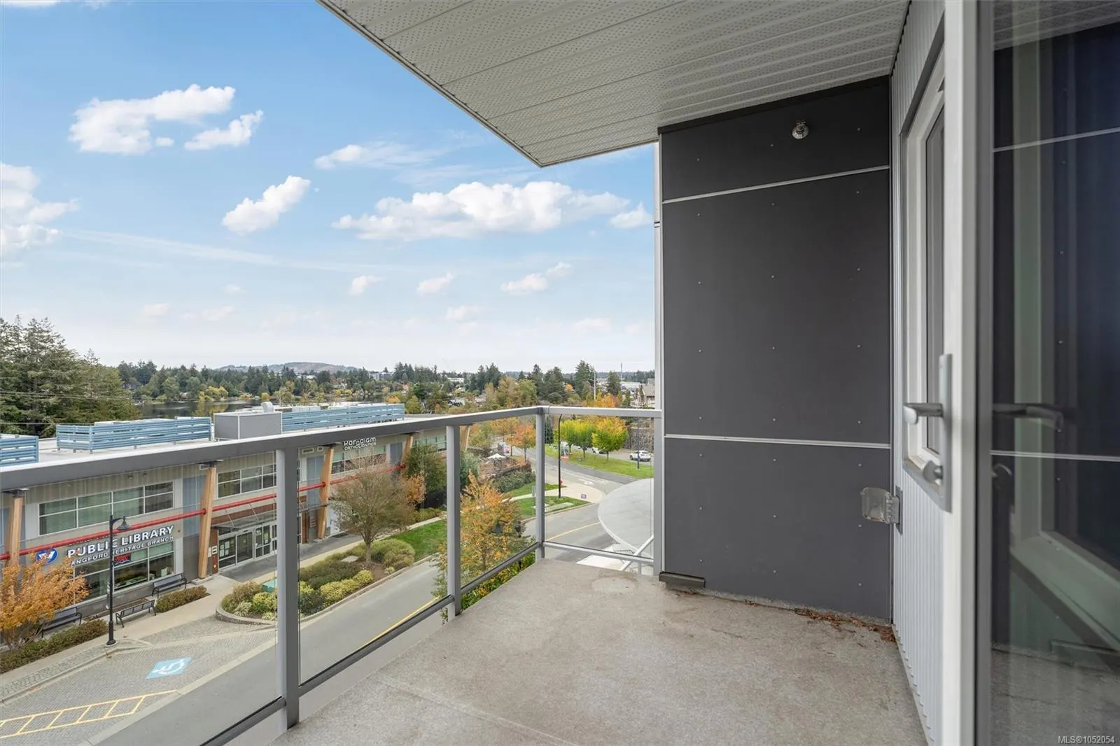 1311 Lakepoint Way