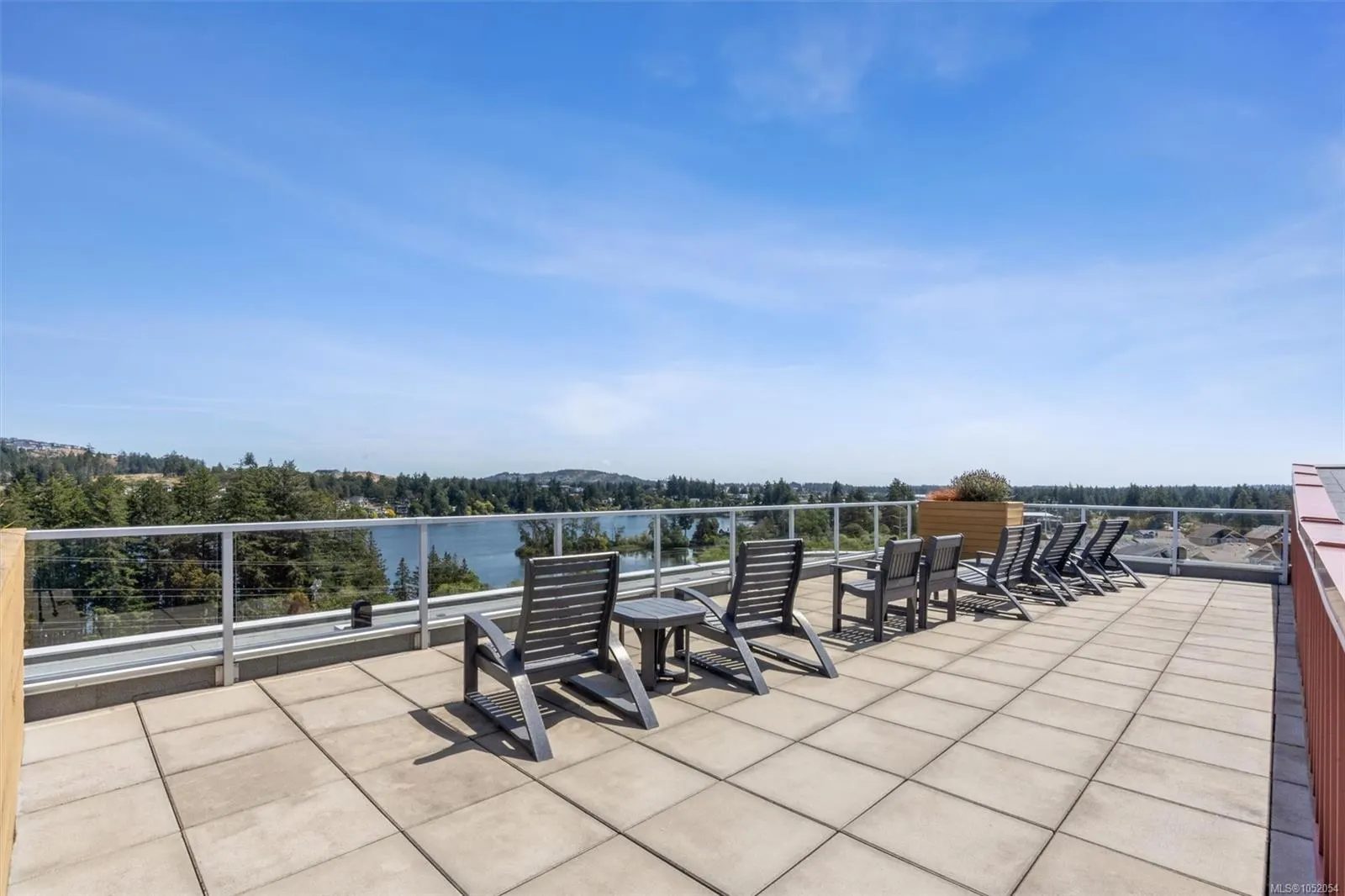 1311 Lakepoint Way