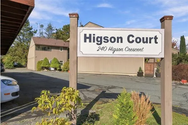 240 Higson Cres