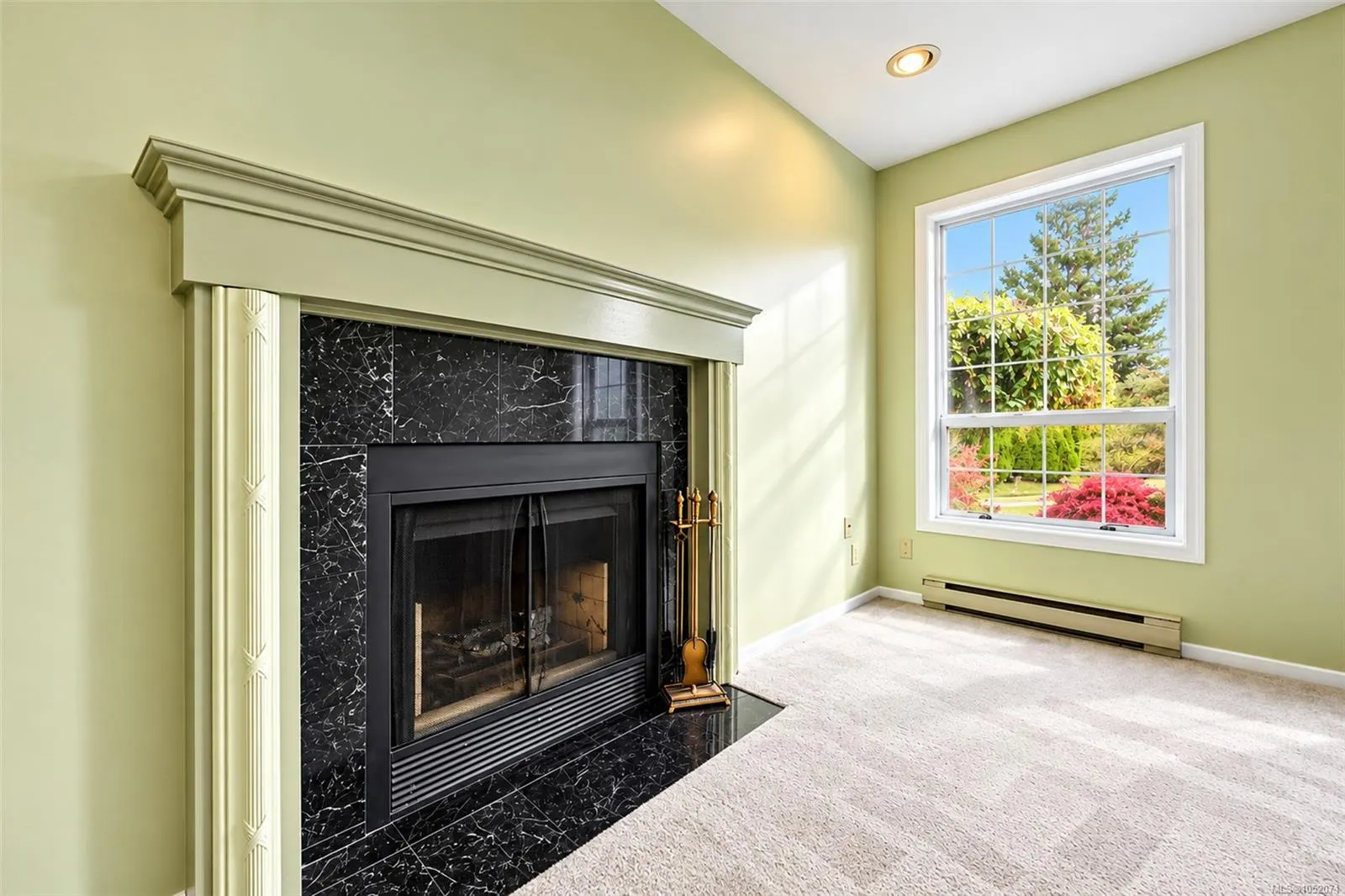 6766 Central Saanich Rd
