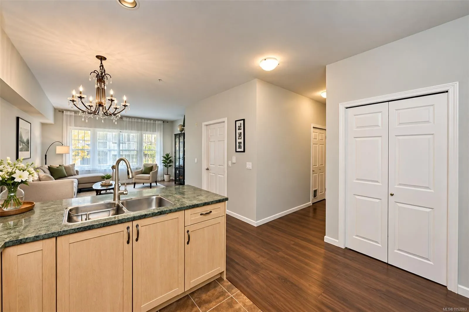360 Goldstream Ave
