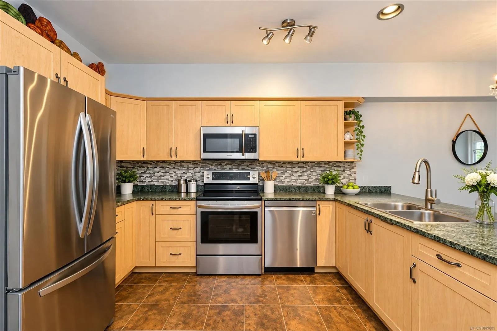 360 Goldstream Ave