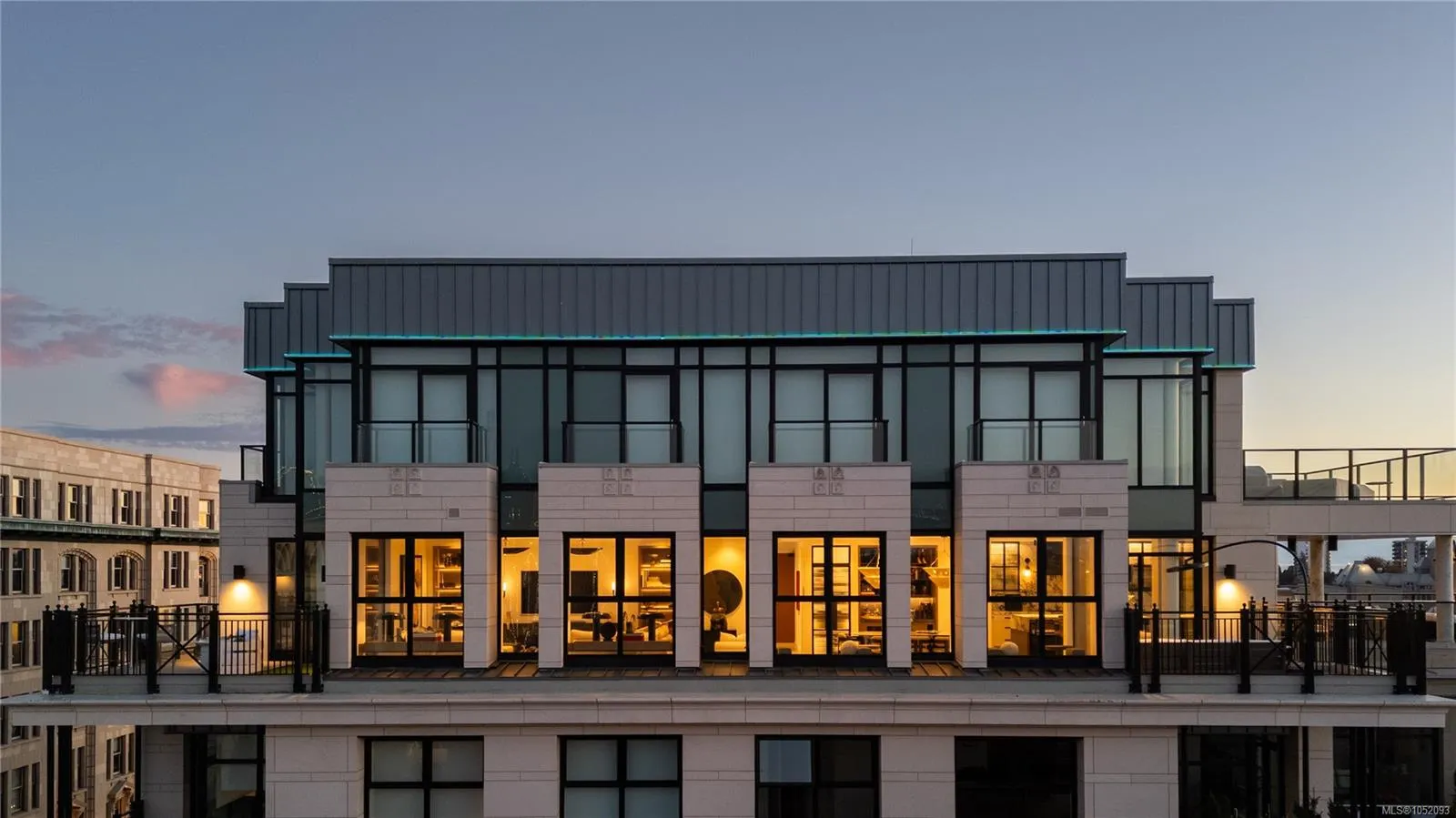 888 Government St