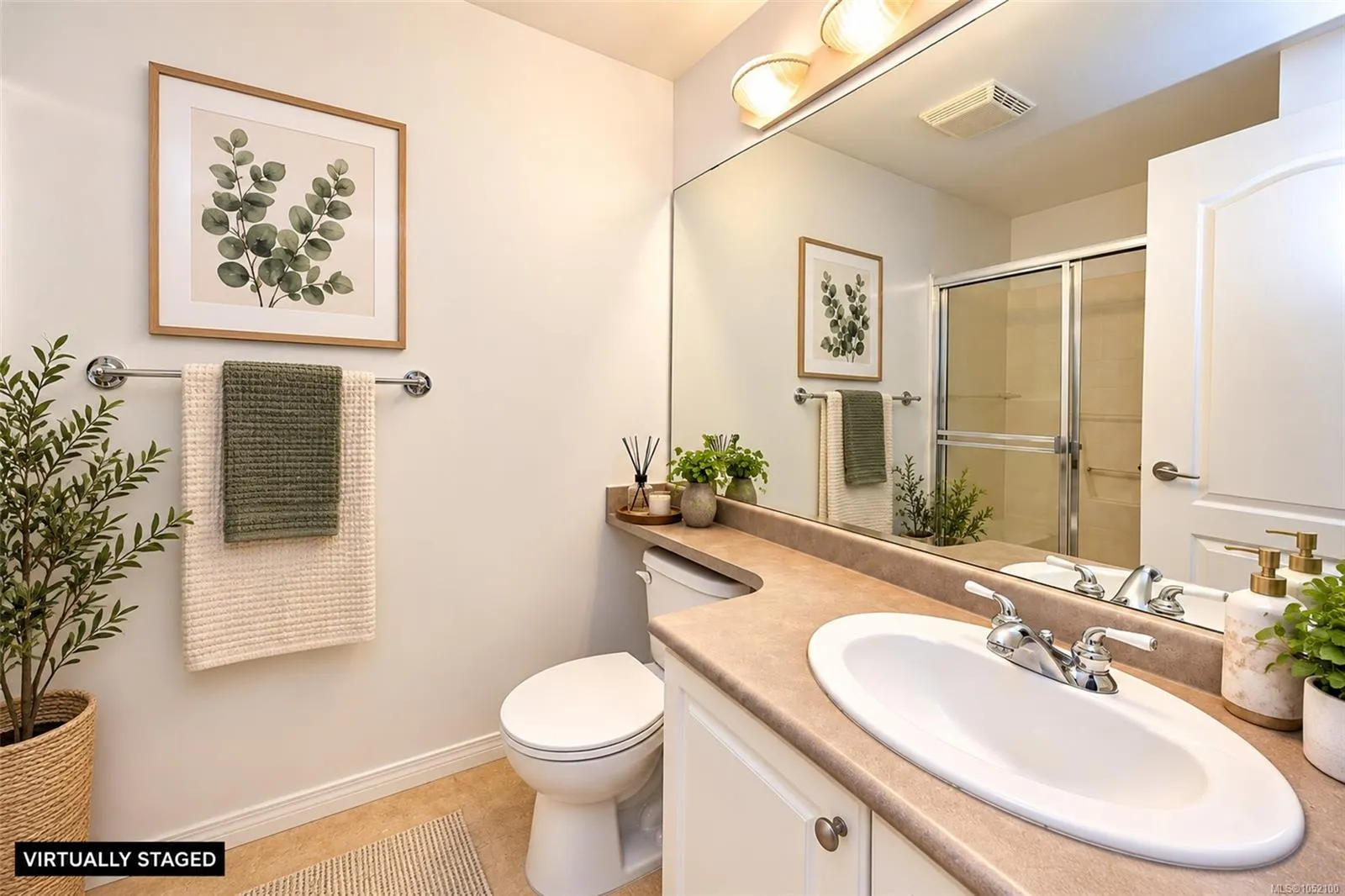 380 Waterfront Cres