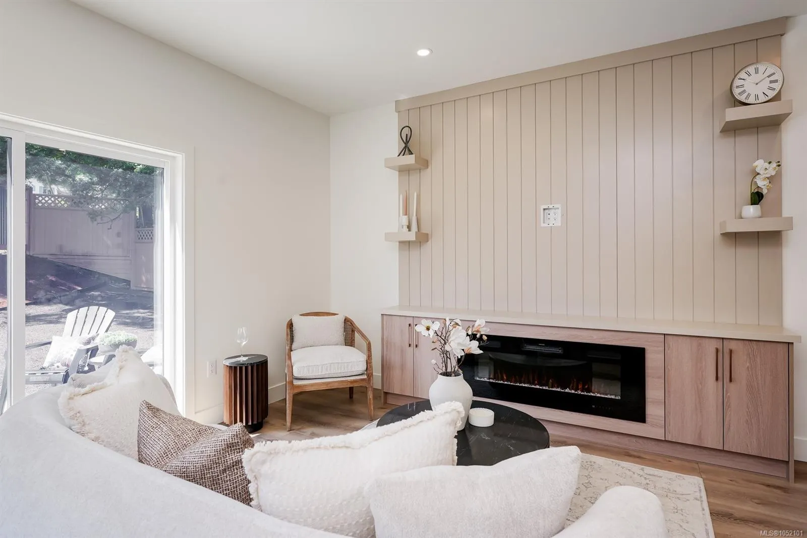 4068 Tuxedo Dr