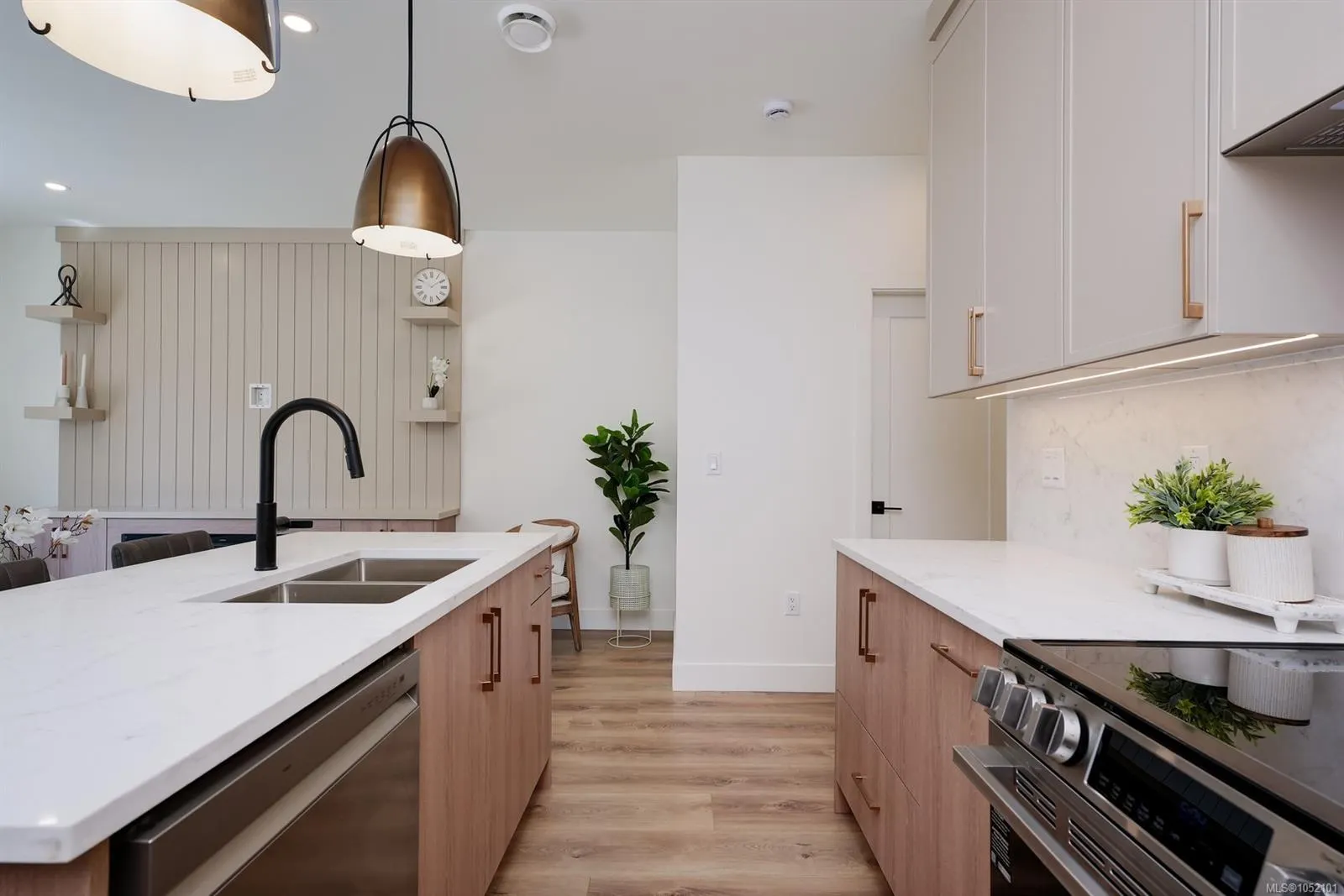 4068 Tuxedo Dr