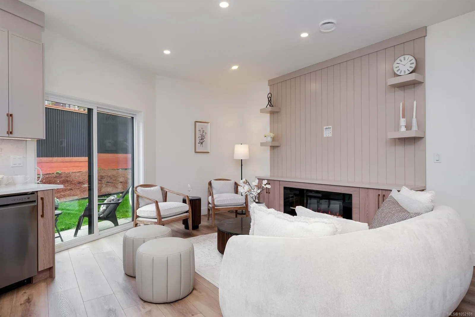 4068 Tuxedo Dr