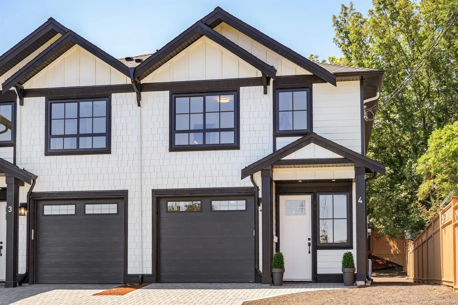 4068 Tuxedo Dr
