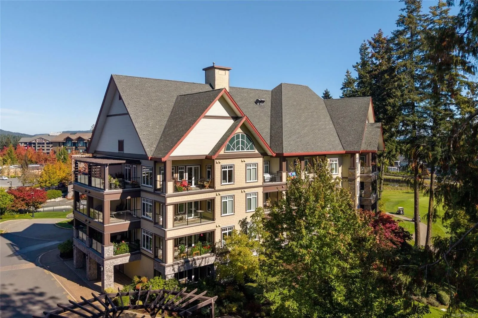 1375 Bear Mountain Pkwy