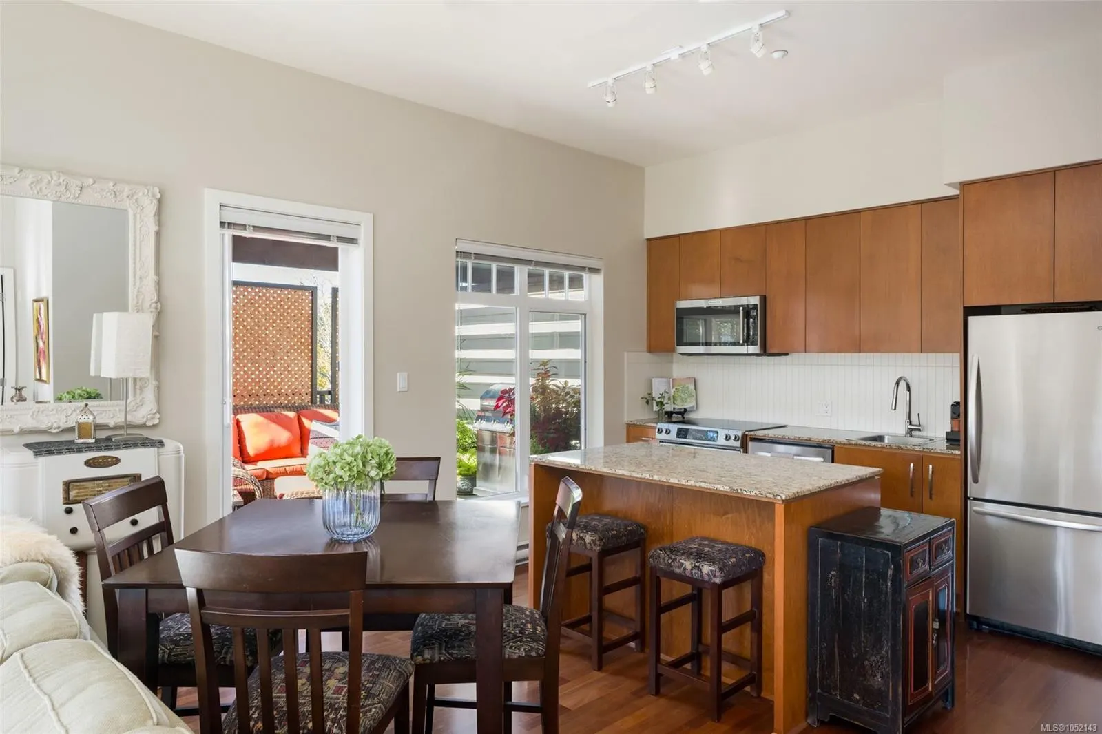 1375 Bear Mountain Pkwy