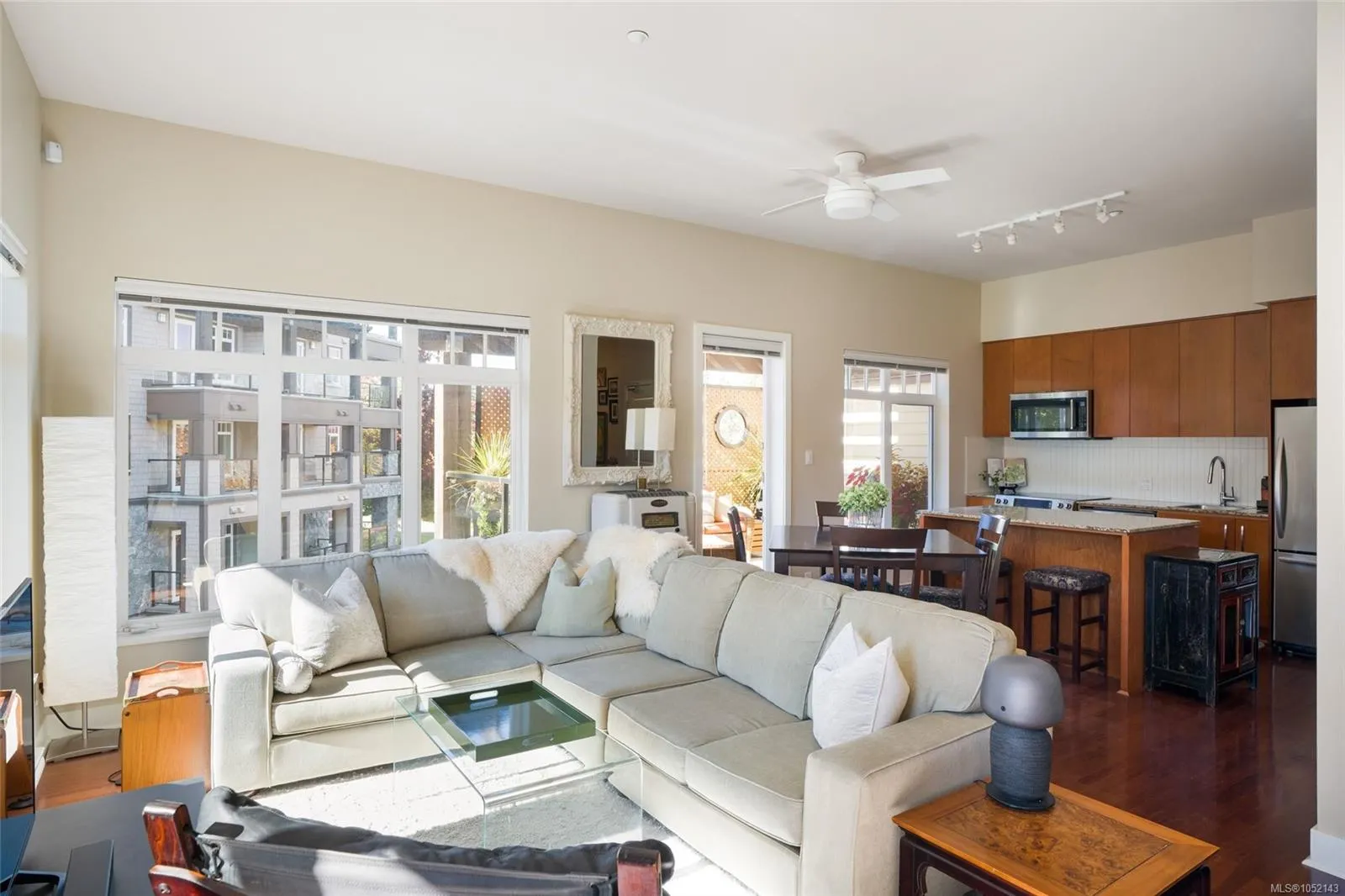 1375 Bear Mountain Pkwy