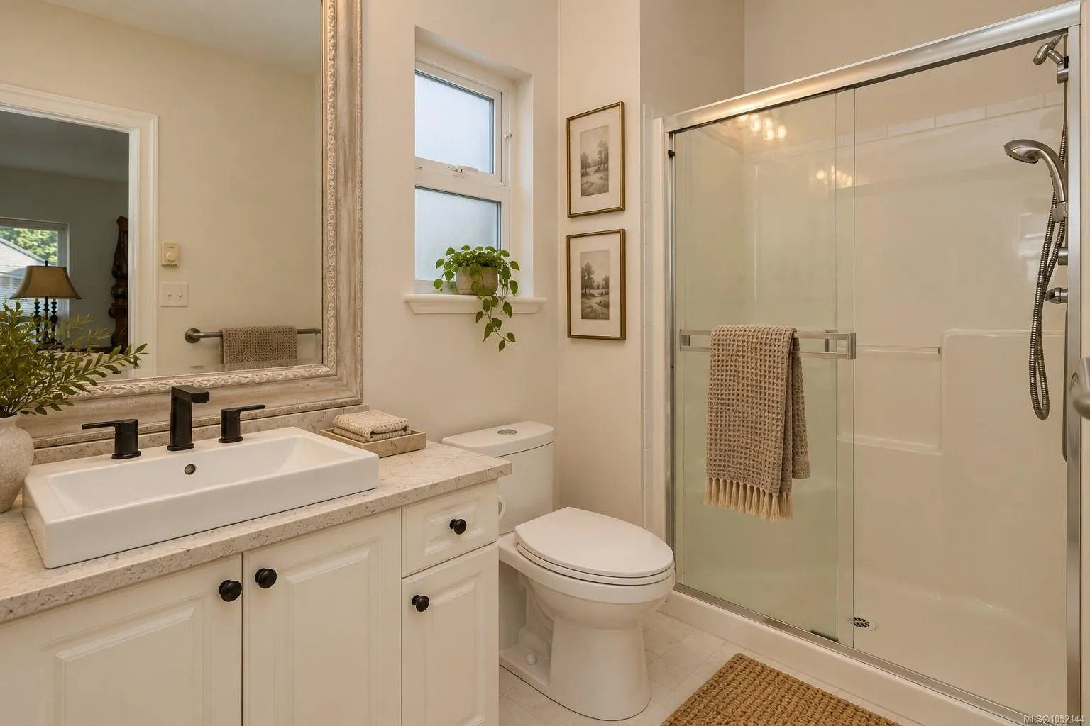 7968 Polo Park Cres