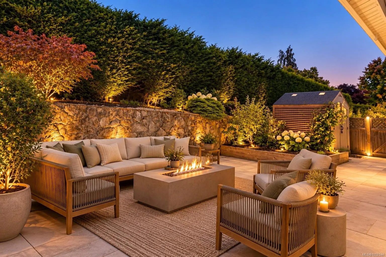 7968 Polo Park Cres