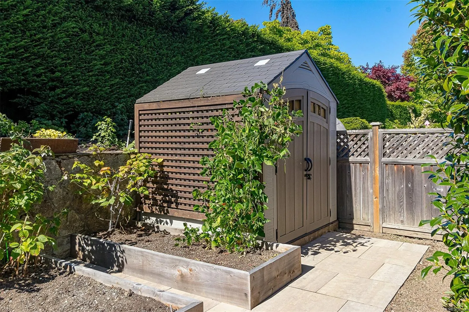 7968 Polo Park Cres