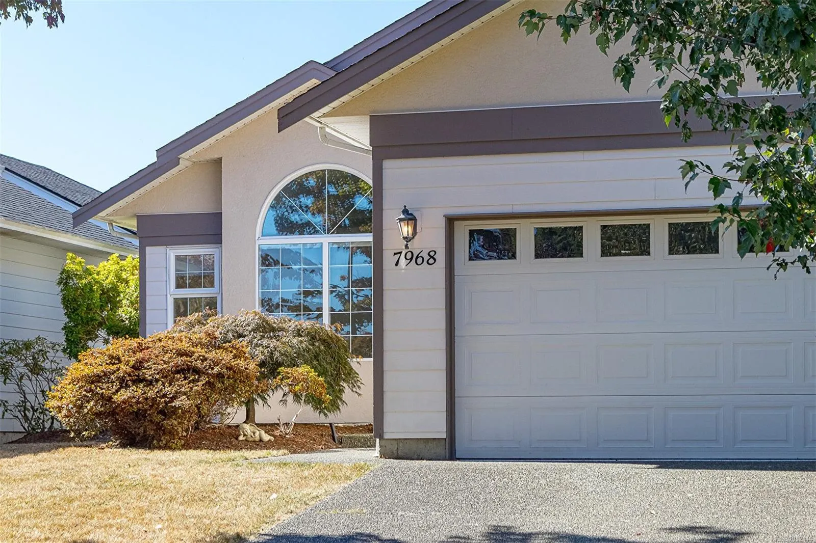 7968 Polo Park Cres