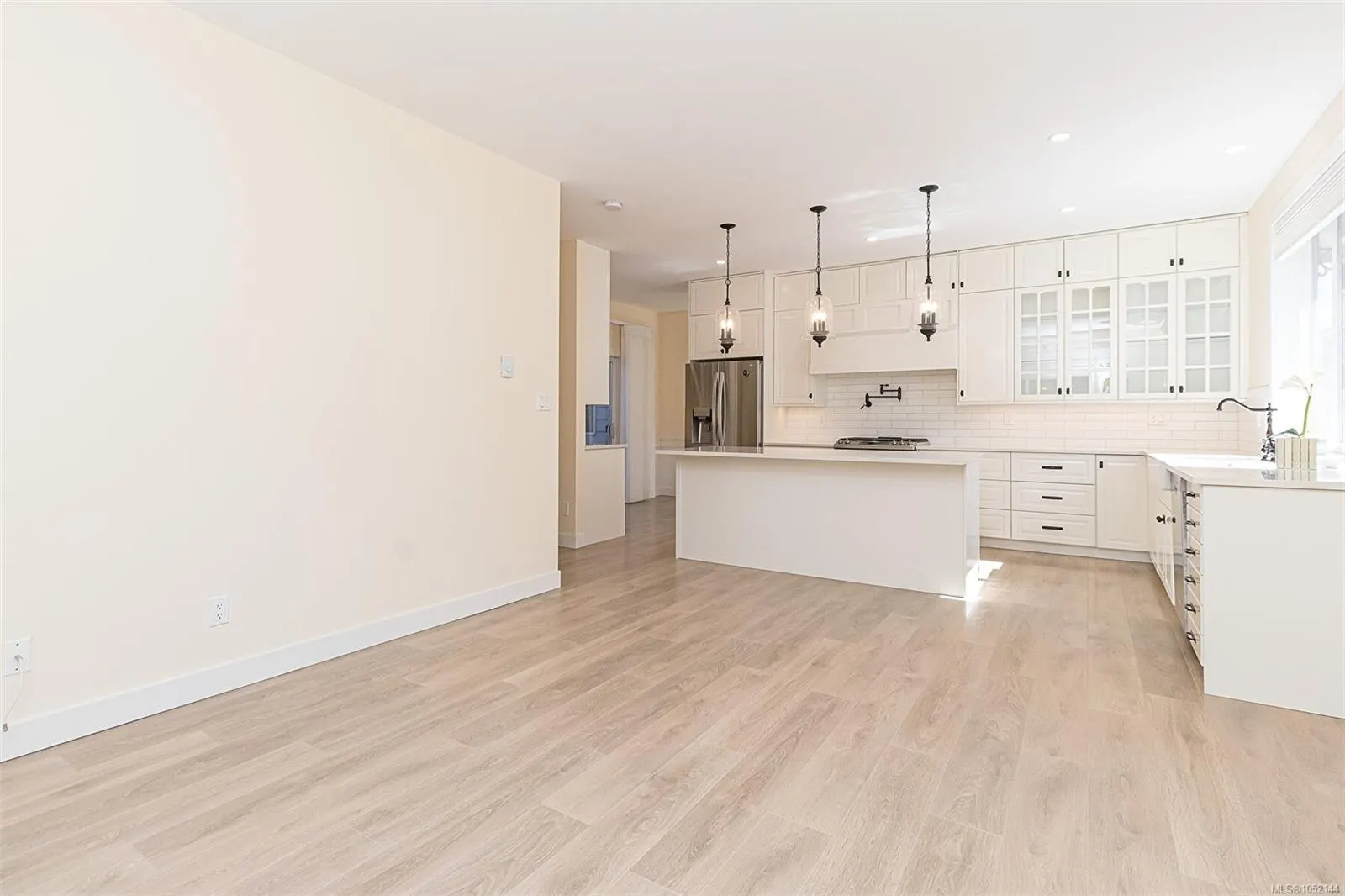 7968 Polo Park Cres