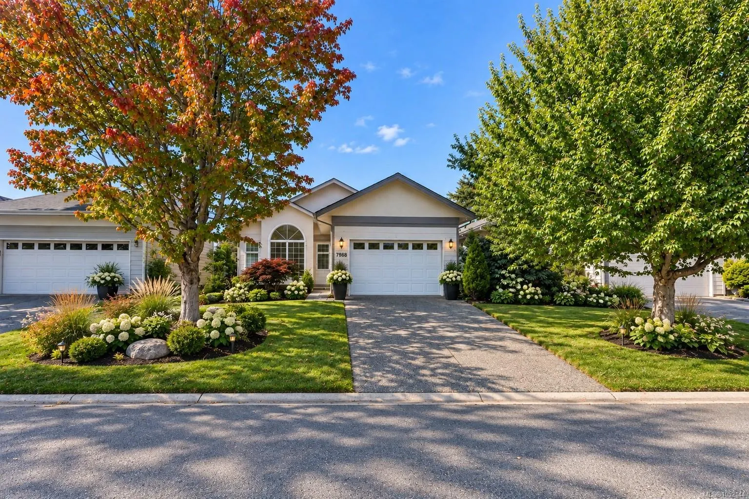 7968 Polo Park Cres